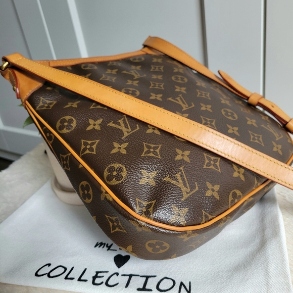 💕DISCONTINUED Very Rare Louis Vuitton Odeon PM Crossbody Monogram - Picture 9 of 16